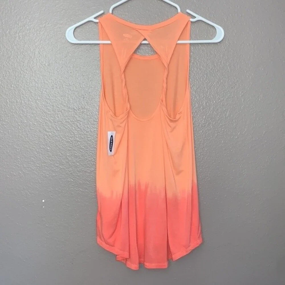 Old Navy Girl twist back keyhole tank top. Size XL. Color pink dip dye. NWT.